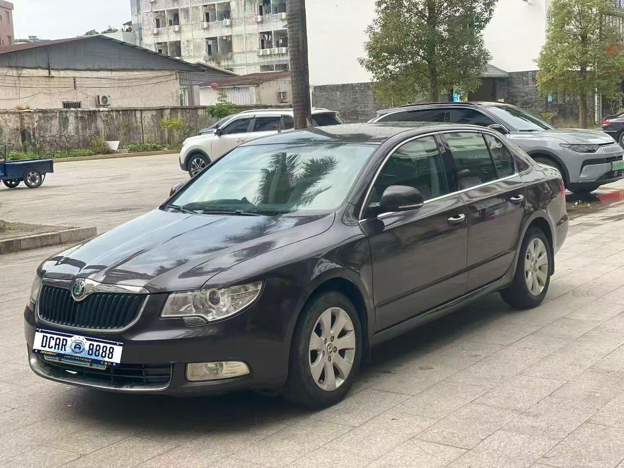 预算3万块买B级车？老司机聊聊这台“换标迈腾”，除了便宜全是“坑”与“神”
兄弟