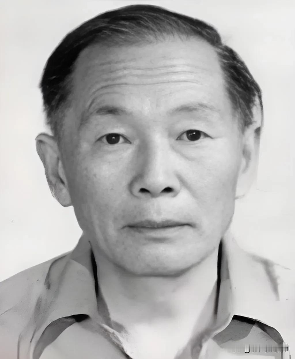 20次轮番策反！中情局甩出绿卡别墅高薪利诱，湖南数学家守住中国密码底线
 
19