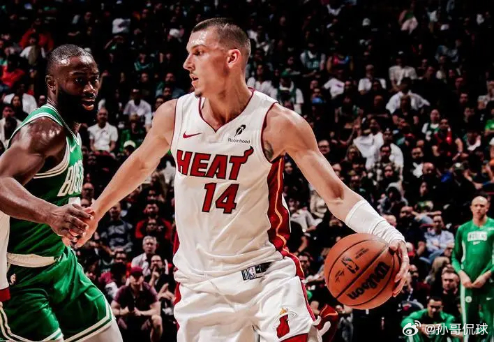 单节53分创纪录！凯尔特人147-129力克热火北京时间4月2日，NBA常规赛凯