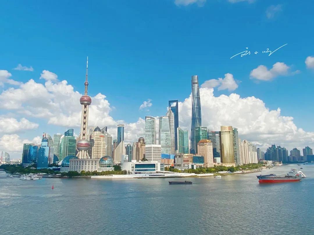 上海的地标建筑“东方明珠电视塔”有多高？在国内仅能排名第二。

说到上海最有代表