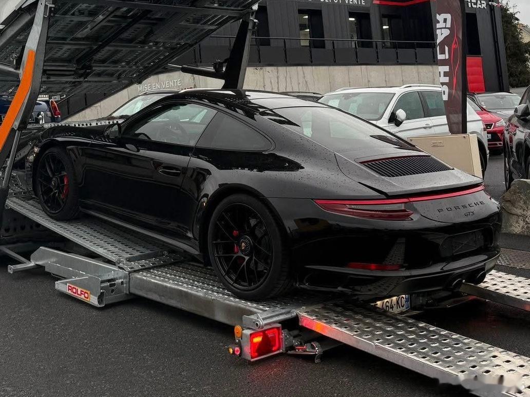 这两天正准备逆向操作，从国内收两台991.2的GTS回法国🇫🇷，一台Targ