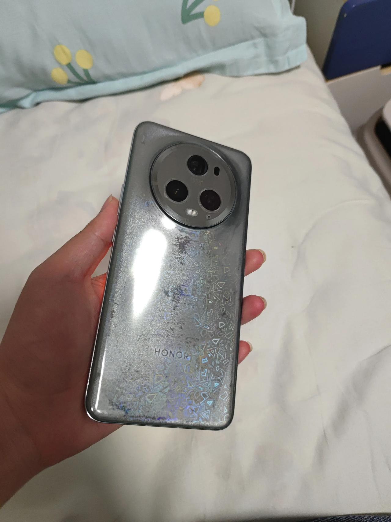 我手里恰好有一台荣耀Magic 5 pro，今天荣耀又发布了智能手表4 pro，