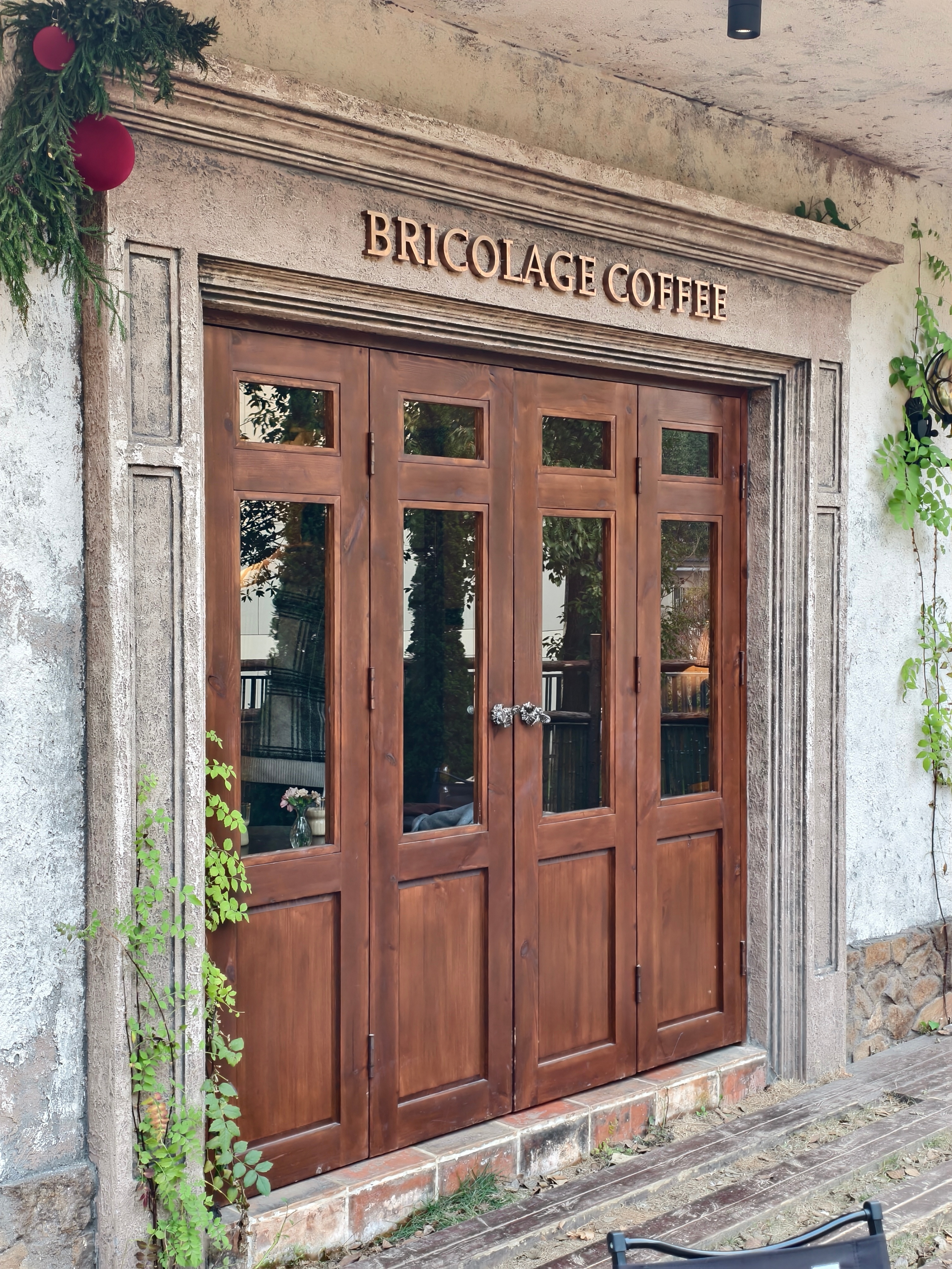 没想到咖啡店还挺适合拍照