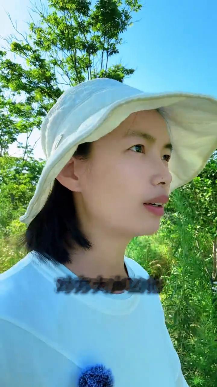 如果你家孩子开始顶嘴，先别急着高兴，也别急着生气，因为很多父母都搞错了一件事。昨