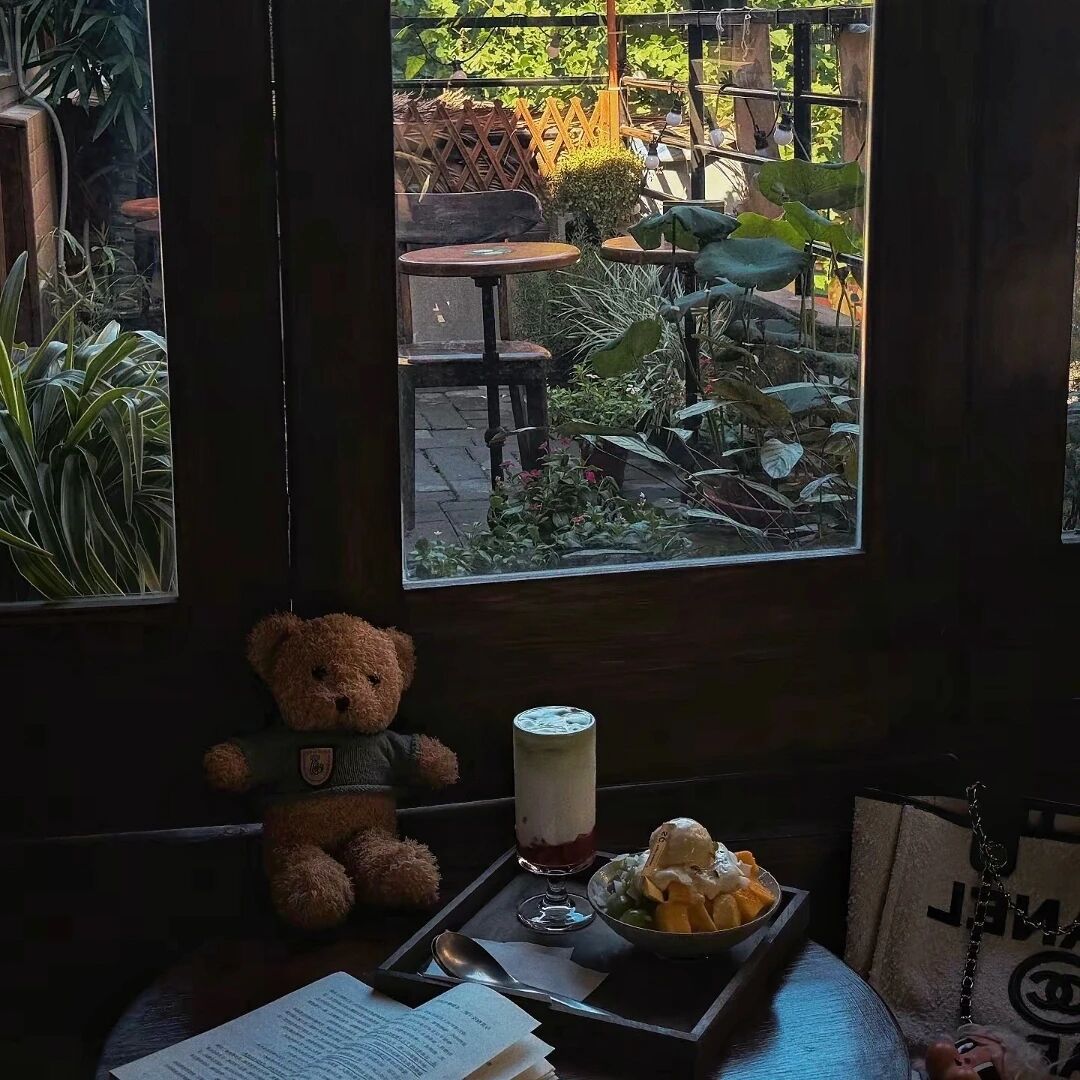 平静的进入每个当下，好运自然会来。 ​​​