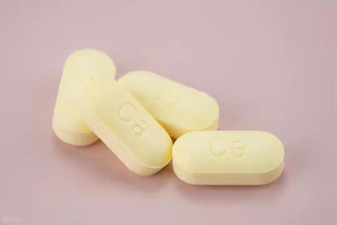 医生称钙片不用买太贵的 医生说钙片不用买太贵的，这话说得太对了！其实补钙核心就看