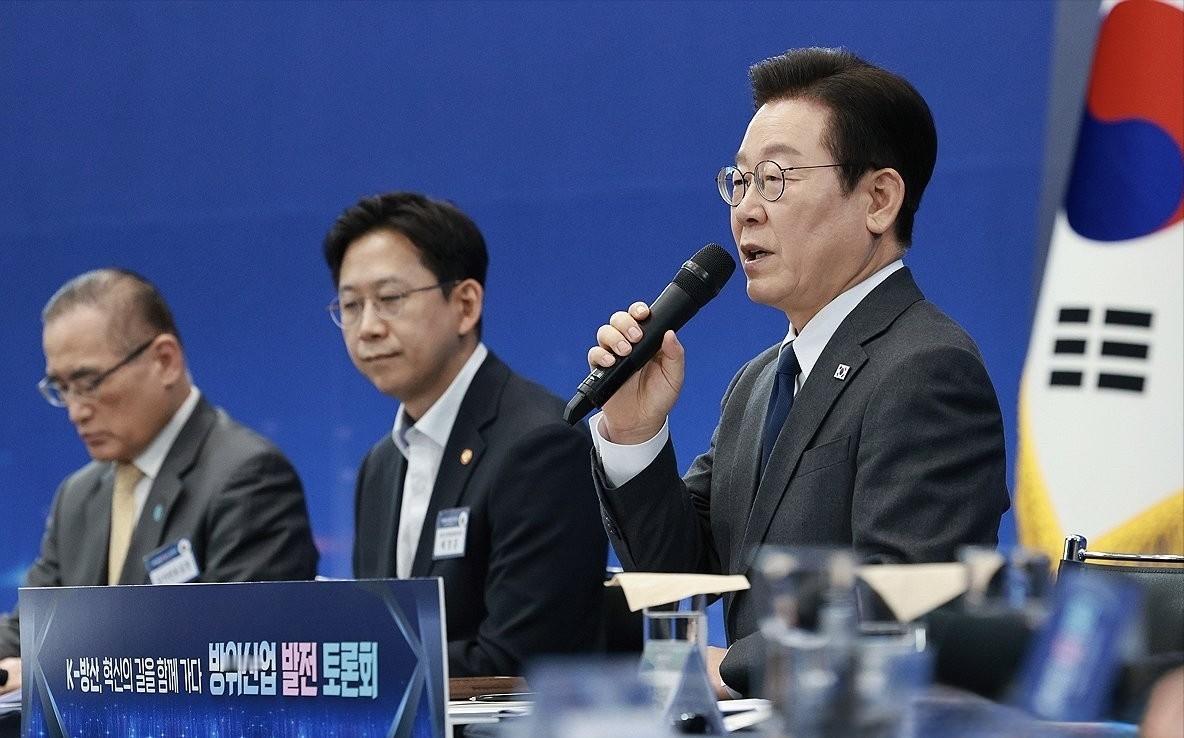 不要美军，韩国下决心了
当地时间20日，李在明在出席国防工业发展研讨会时表示：即