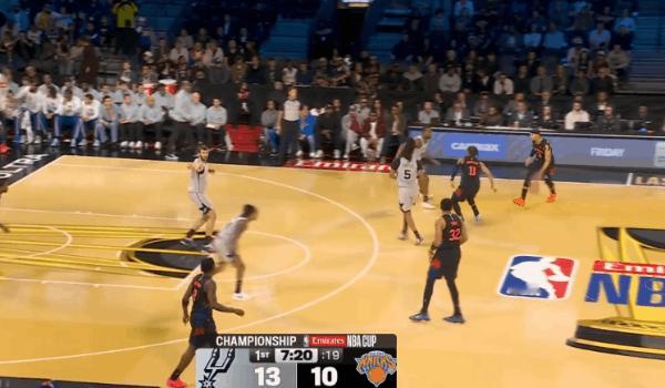 逐帧拆解：NBA杯MVP得主，布伦森技术细节解析图1抓早期进攻，无球起手给哈特挂