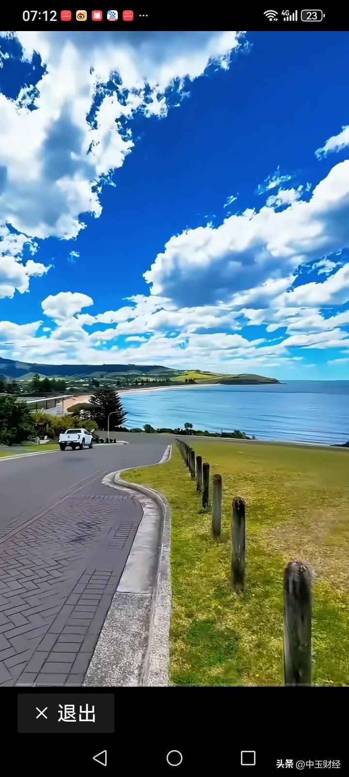 看到那美丽的景色，你是否会觉得生活里的时光飞逝？时间于美景中悄然穿梭，有时只让人