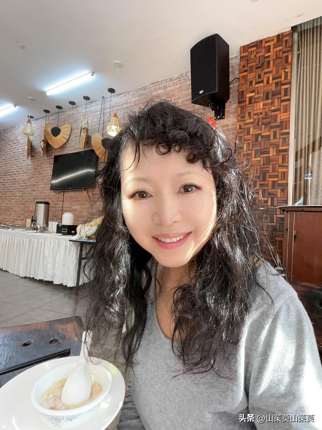 上午好呀！
这几天北海新世纪酒店（高铁站店）的早餐基本差不多，
但我居然没吃厌[