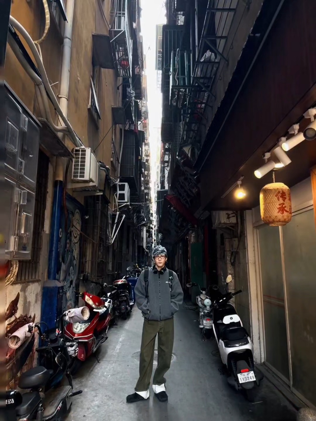 曾舜晞也吃太好了曾舜晞也吃太好了吧！各种美食照看得我隔着屏幕都流口水了，咱就说能