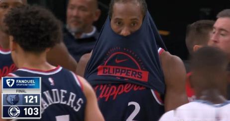 快船沉入海底   快船103比121不敌灰熊，沉入海底了，四连败。 目前现在6胜