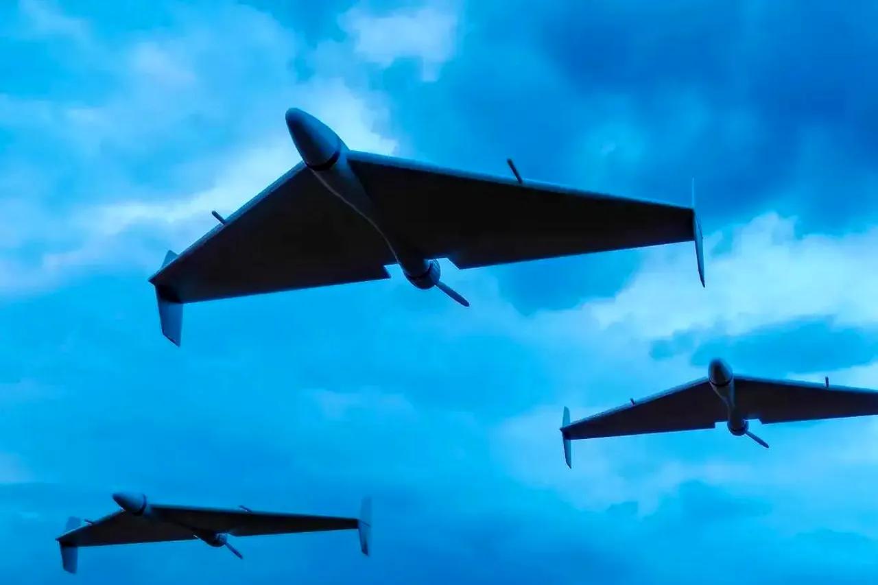 问：如果要打击小日子，全国人民众筹，选什么武器比较划算？

答：选华强北小摩托，