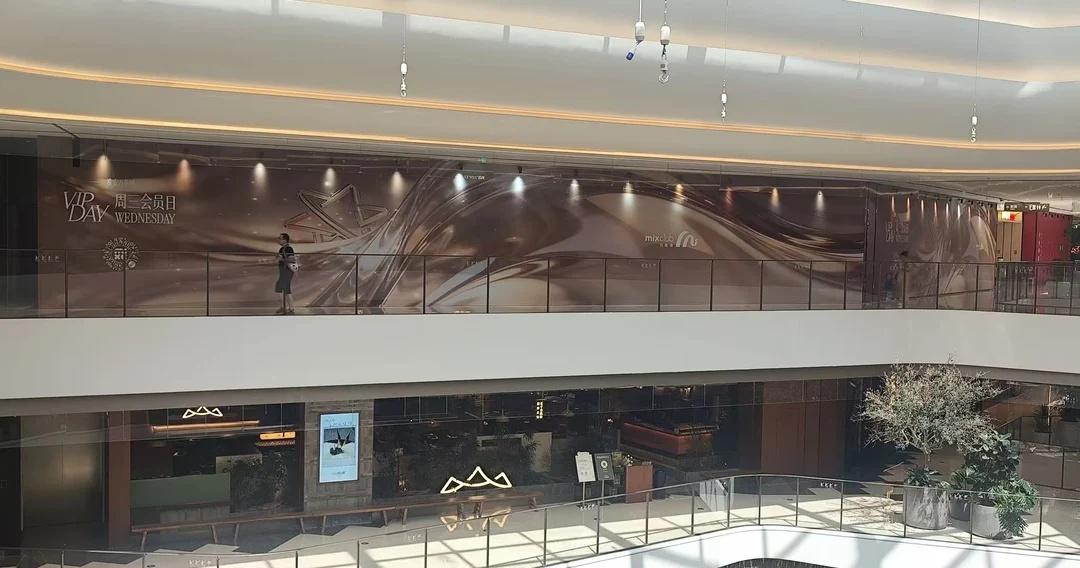 万象城“吃饭皇帝大”闭店
看看补位的会是哪个