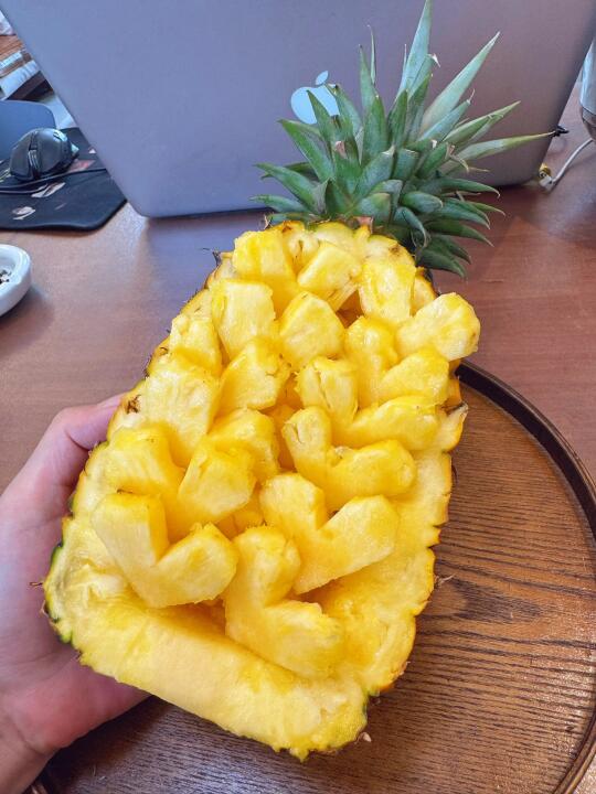 又是被同事投喂的一天！这个凤梨也太好吃了！