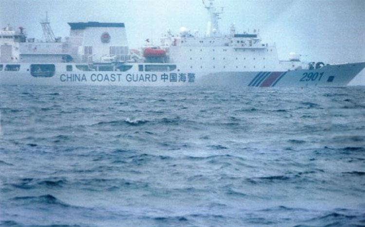 日媒称去年6月1日清晨，鹿儿岛县指宿市的渔民高杉忍（65岁）正在钓鱼岛东北大约2