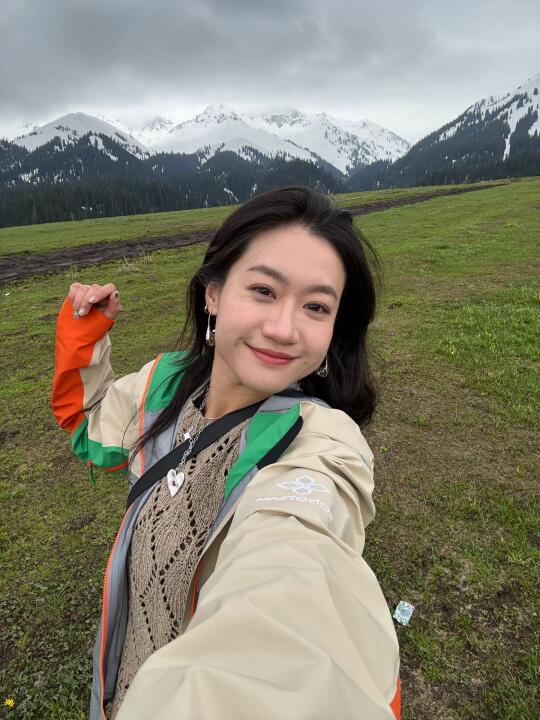 阴雨天的草原随意穿搭
