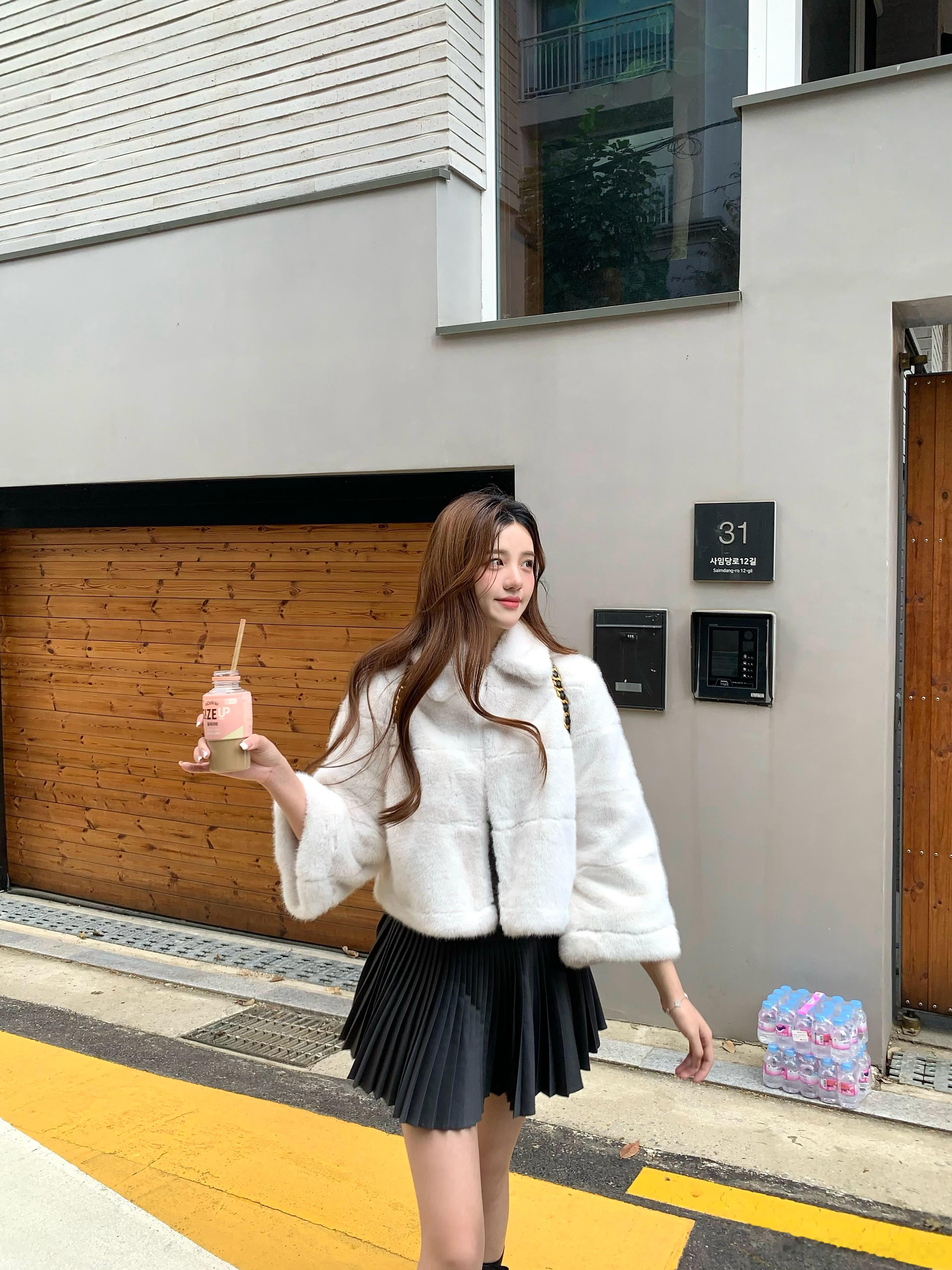 < 娇憨千金系列 乖嗲全羊毛100%连衣裙 >< 自带柔焦贵气环保貂 >🎀让人