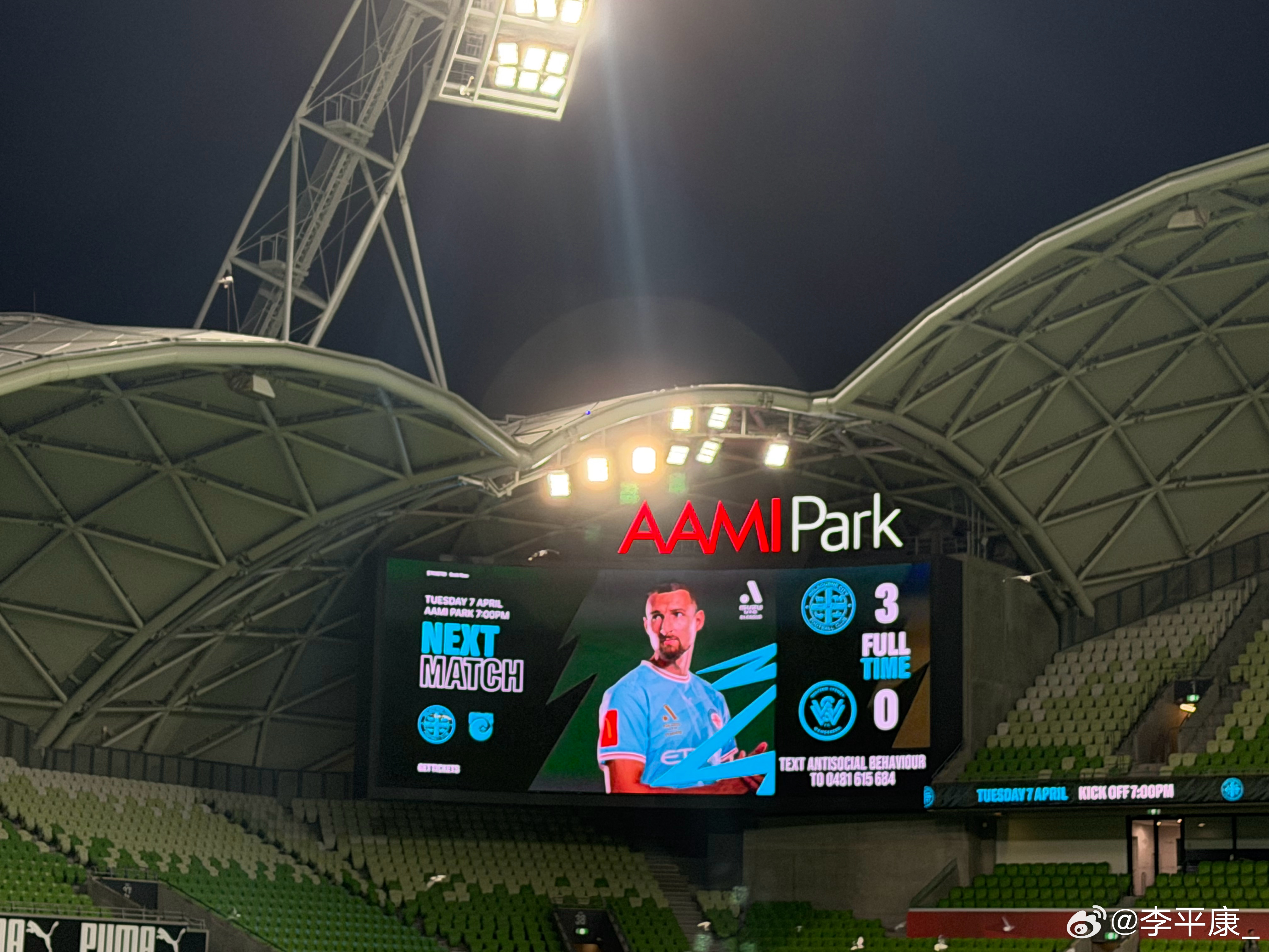 球队困难时期，作为赞助商前来打气！今天顺利3:0拿下的同时唯一遗憾是得了一张让红