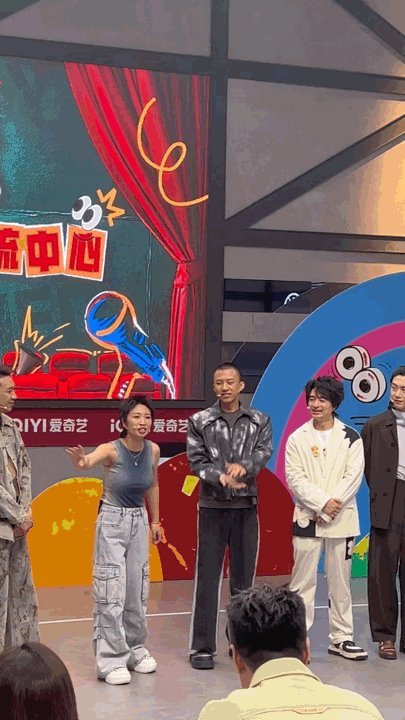 #付航英文是猴教版##喜剧之王单口季评梗大会# 付航的passion🐒叫甚至展