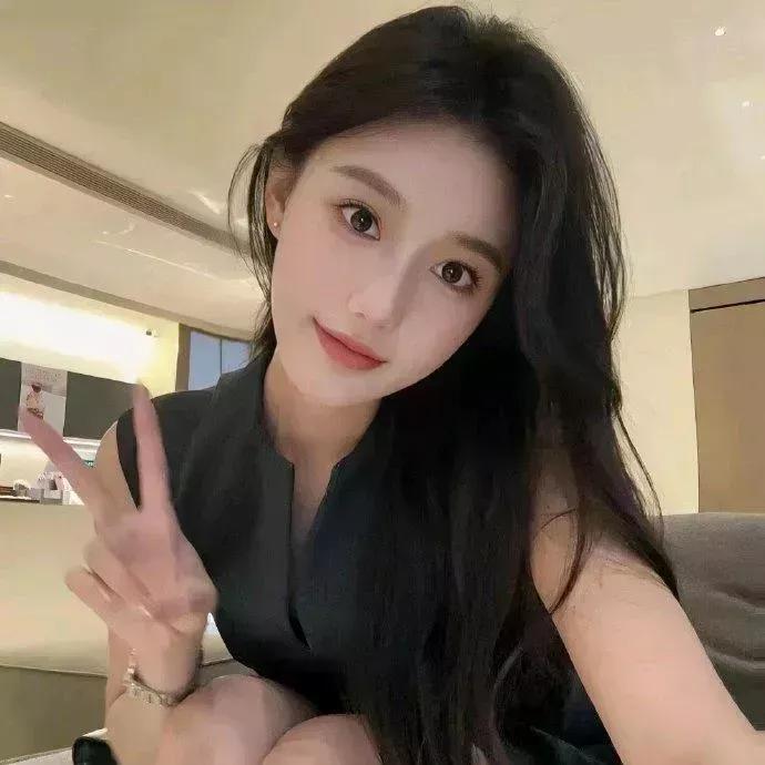 优雅微笑，甜美自拍，少女心爆棚！自然美少女自拍 精致少女自拍 甜美自拍 少女心自