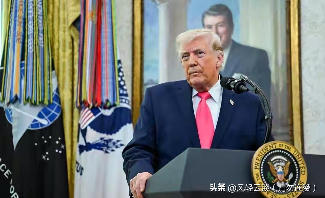 支持率暴跌36%！900万民众抗议，万斯放风撤兵，特朗普要体面退场？
 
美军在