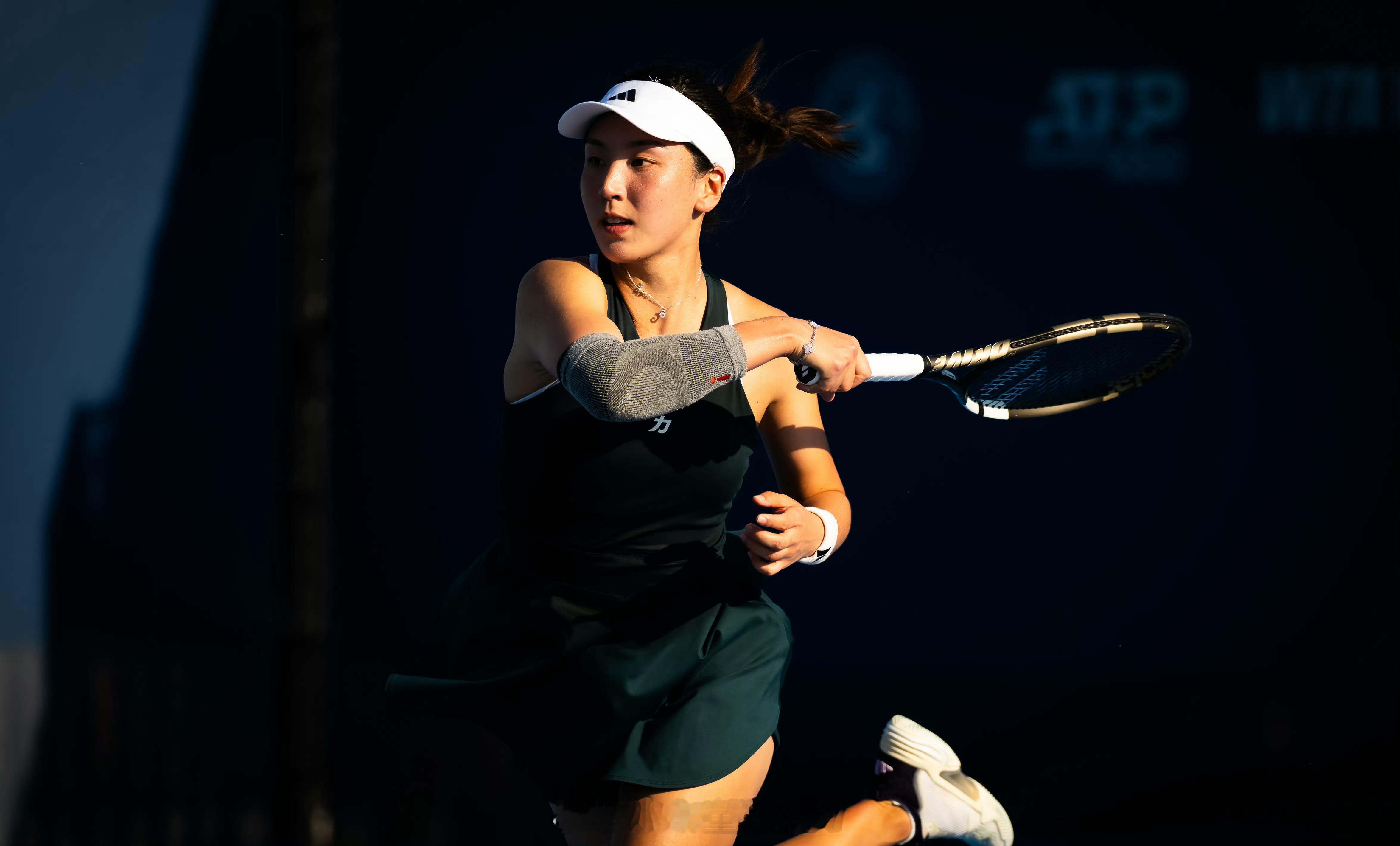 王欣瑜2比0阿朗戈 WTA1000辛辛那提站首轮，王欣瑜以7-6(1)、6-3战