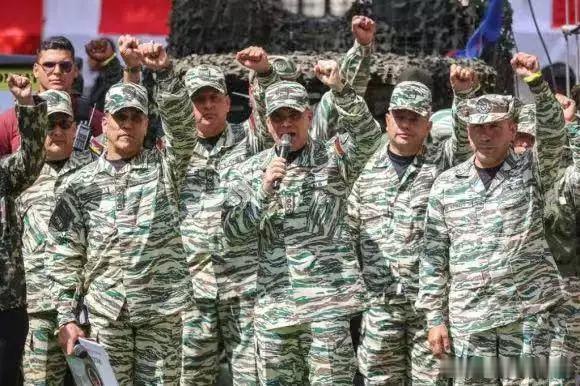 当地时间12月7日，委内瑞拉武装部队宣布增招士兵5600名。委内瑞拉军方表示，面