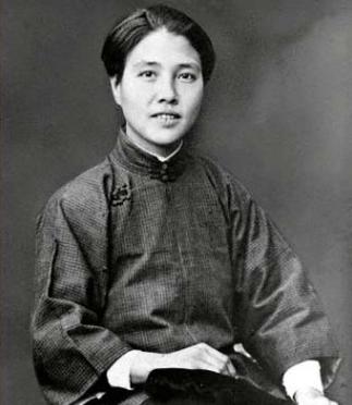 刘清扬近代二次入党的女性革命家之一。早期女革命家，旅法建党参与者；一度脱党，19