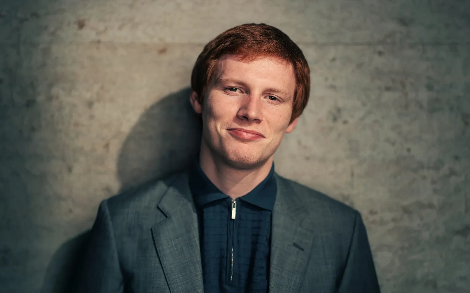 剧版《哈利·波特》新一批选角公布：娜奥米沃·斯纳将饰演摩金夫人；路易斯·谢尔顿将