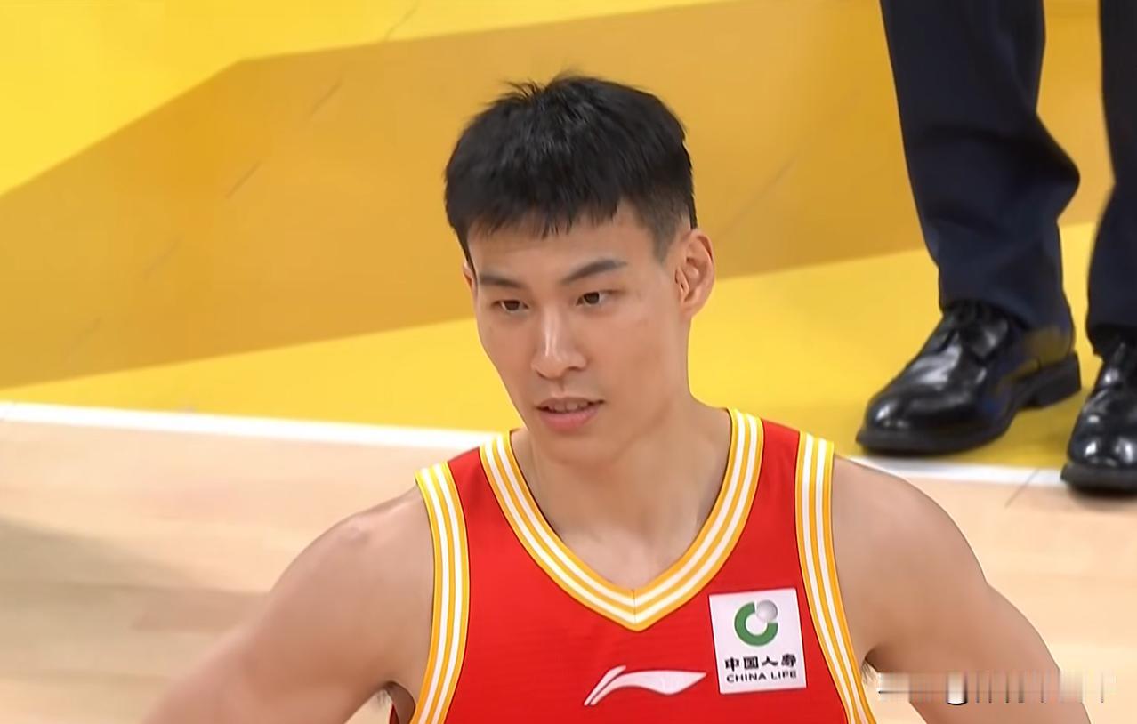 赢上海8分，CBA记者大赞广厦队1人：配得上王博亲自给他递水！
CBA总决赛，广