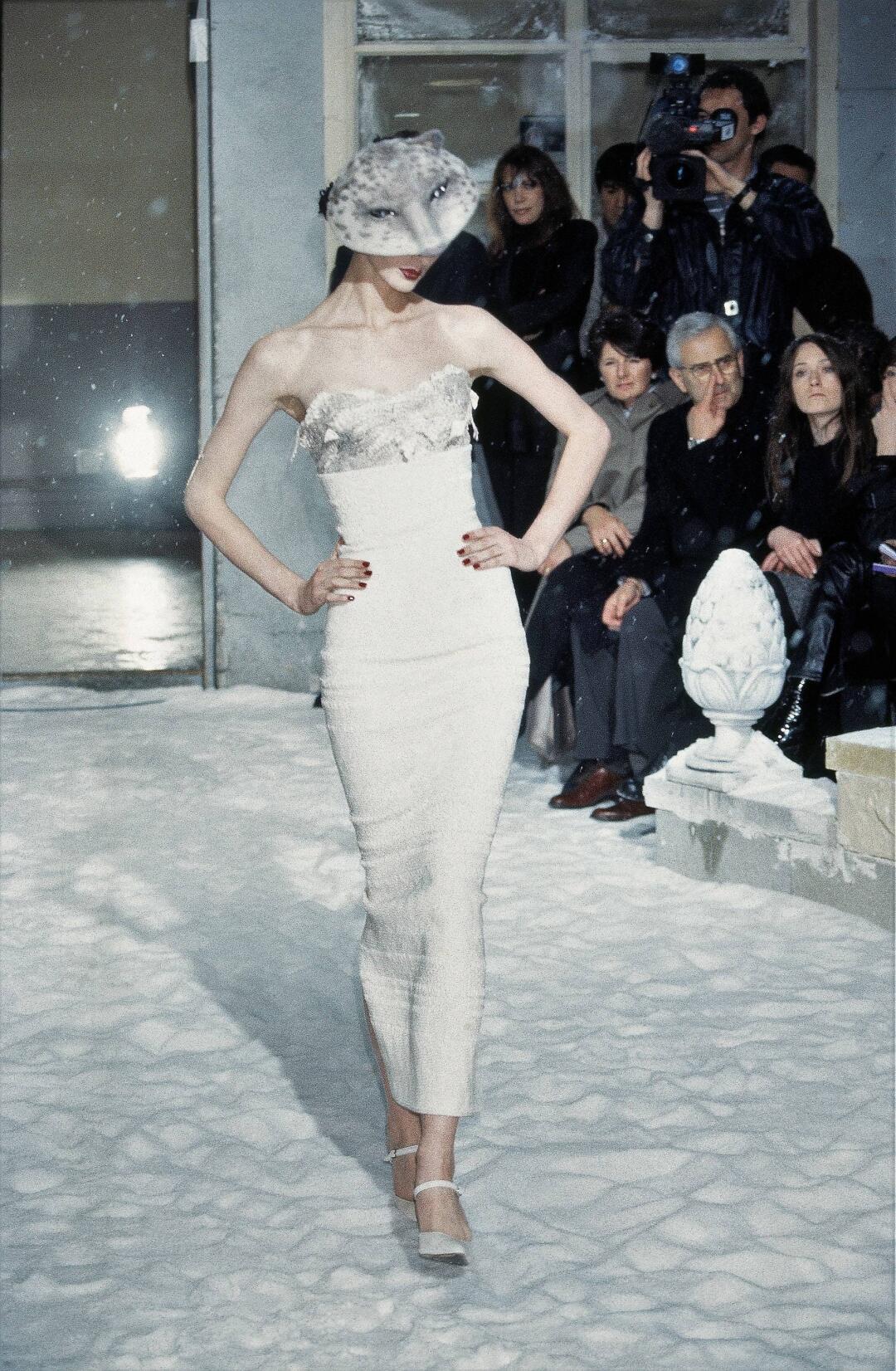 John Galliano FW 1995 | 雪中仙狐 ​​​