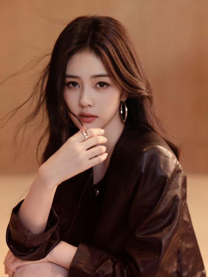 白鹿脸怎么瘦了 ​​​