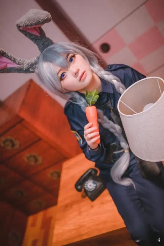 疯狂动物城2上映 预售票房超哪吒2 《疯狂动物城2》太猛了，截至11月25日20