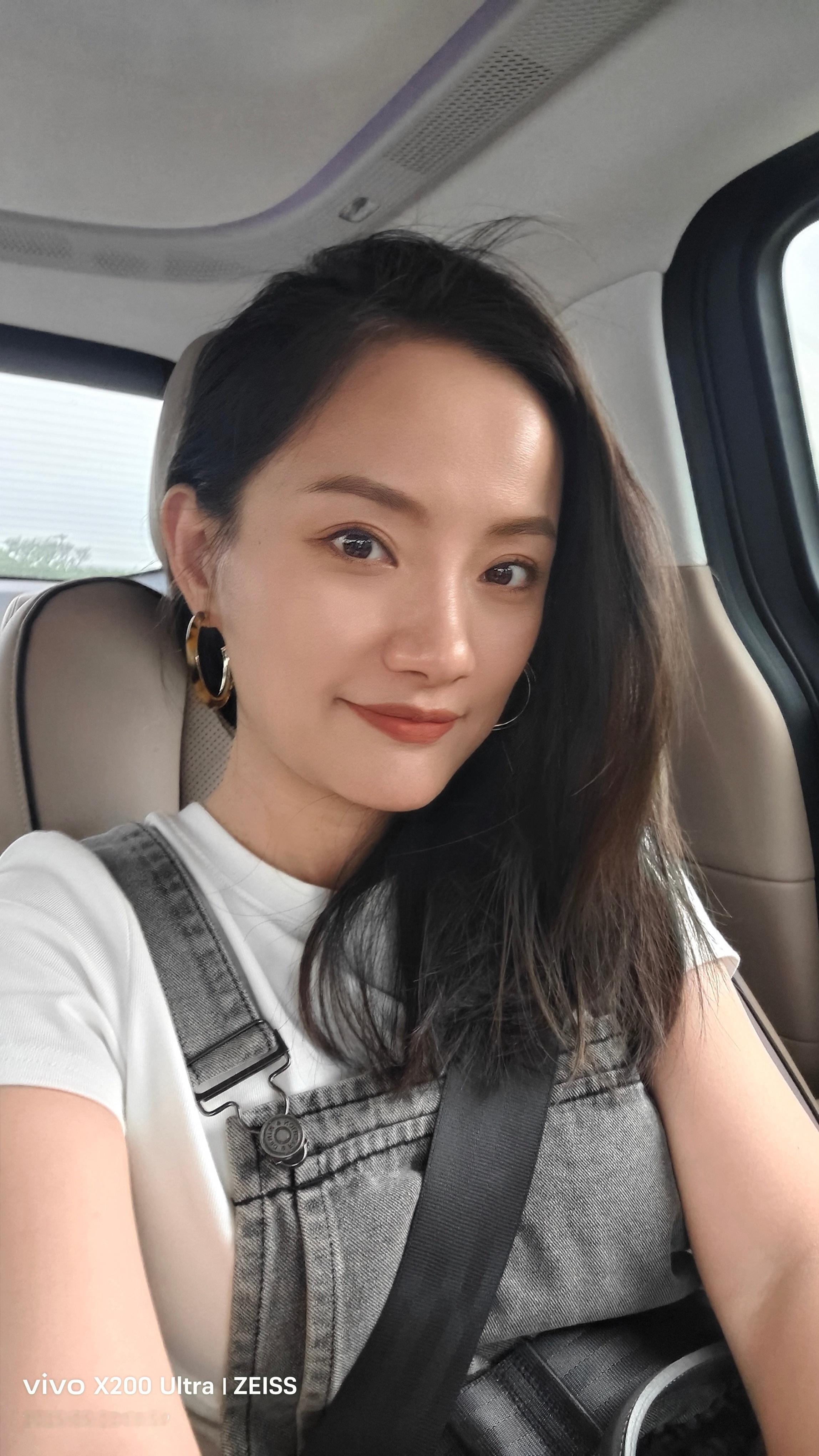 女生真的不要一直被暴晒，我常年开车，左脸明显比右脸松弛一些[笑cry][笑cry