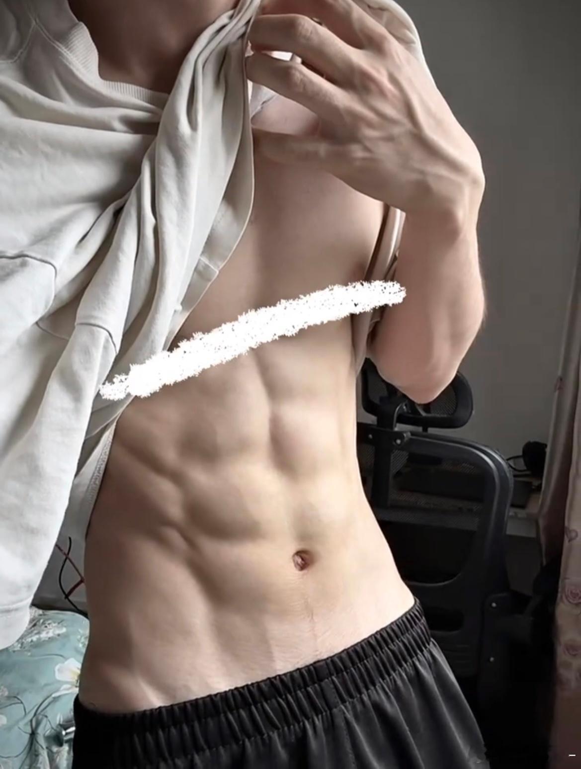 好饿啊 ​​​