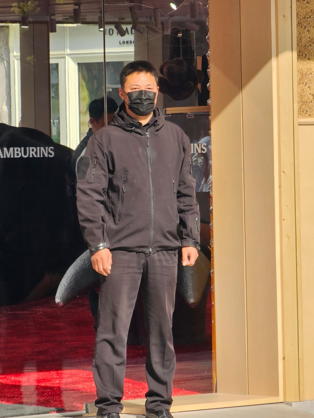 都要给这哥来个直拍了 