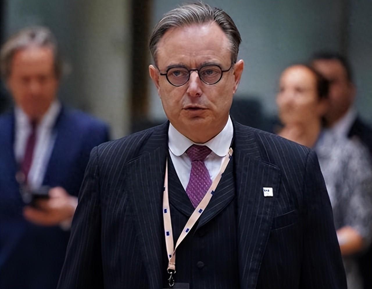 制裁反噬！比利时首相倒戈，欧盟6000亿能源损失逼出对俄交易！

俄乌冲突一打就