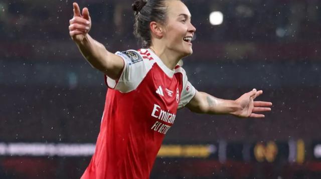 首届女足冠军杯圆满落幕，阿森纳加时击败科林蒂安夺冠2月2日讯 在今晨结束的首届女