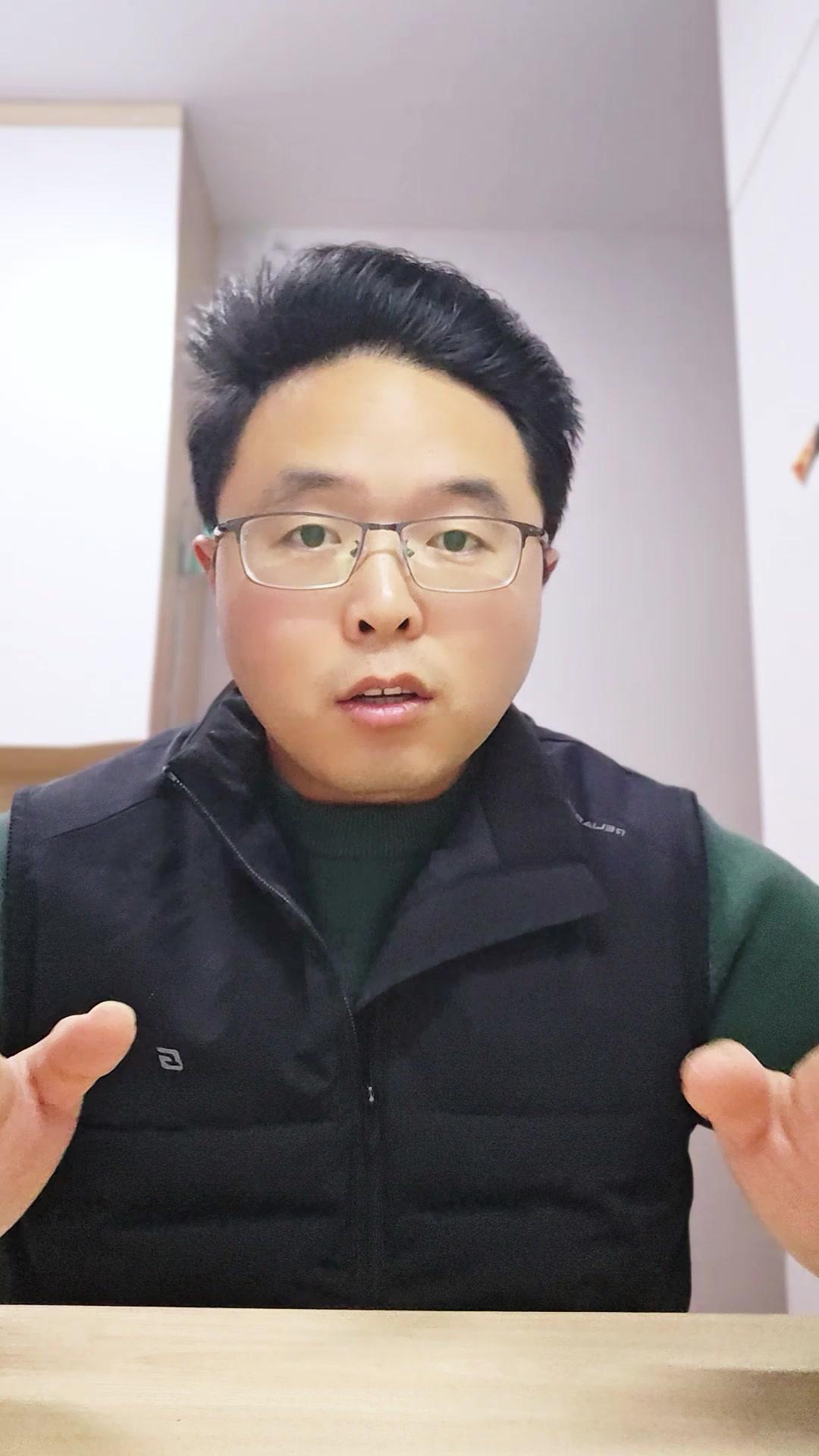 1️⃣**基础句型**：学会"Ichkann"（我可以/我会）这个万能句型，就能