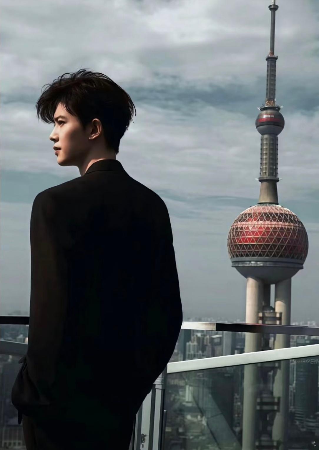 任嘉伦这话你都敢说本来被陆千乔清冷人设吸引，结果被任嘉伦本人搞笑发言圈粉，脑洞清