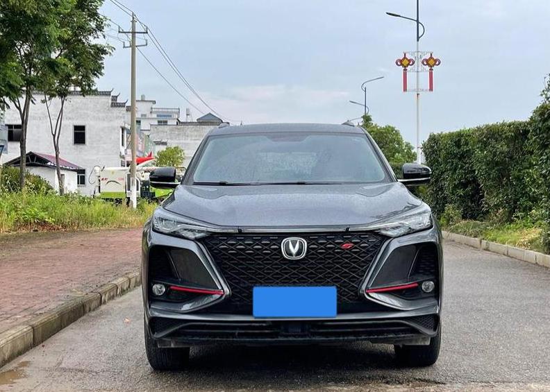 我买的是长安CS75 PLUS 2021款 2.0T 自动领航版。讲一下开了几个