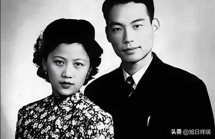2004年，85岁红色特工熊向晖正在午睡被敲门，一看名片上6个字立马起身，不提胡