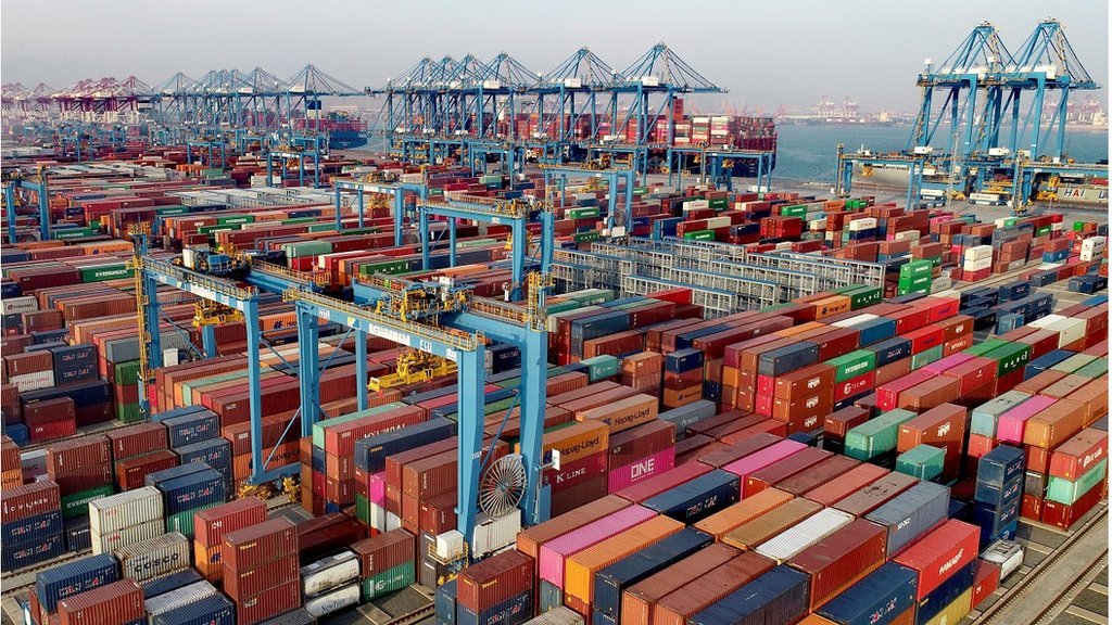 美媒刊登学者文章指责中国贸易霸凌，不料评论区却翻车。众多网友指出文章颠倒黑白，直