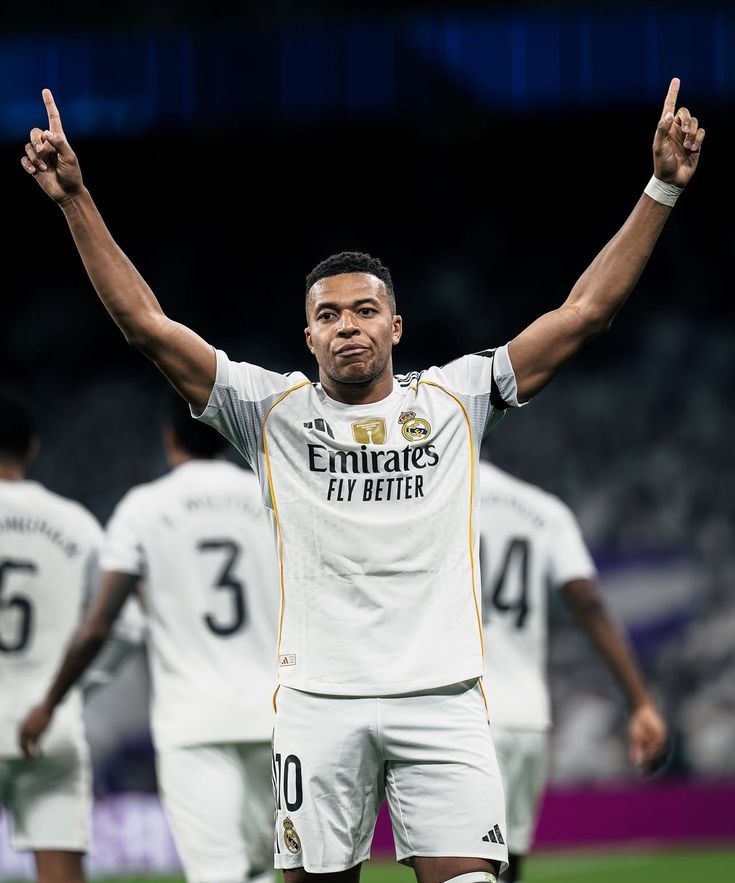 科贝：罗德里戈回归了，他将在下周一对阵赫塔菲的比赛中复出。姆巴佩有望及时复出，参