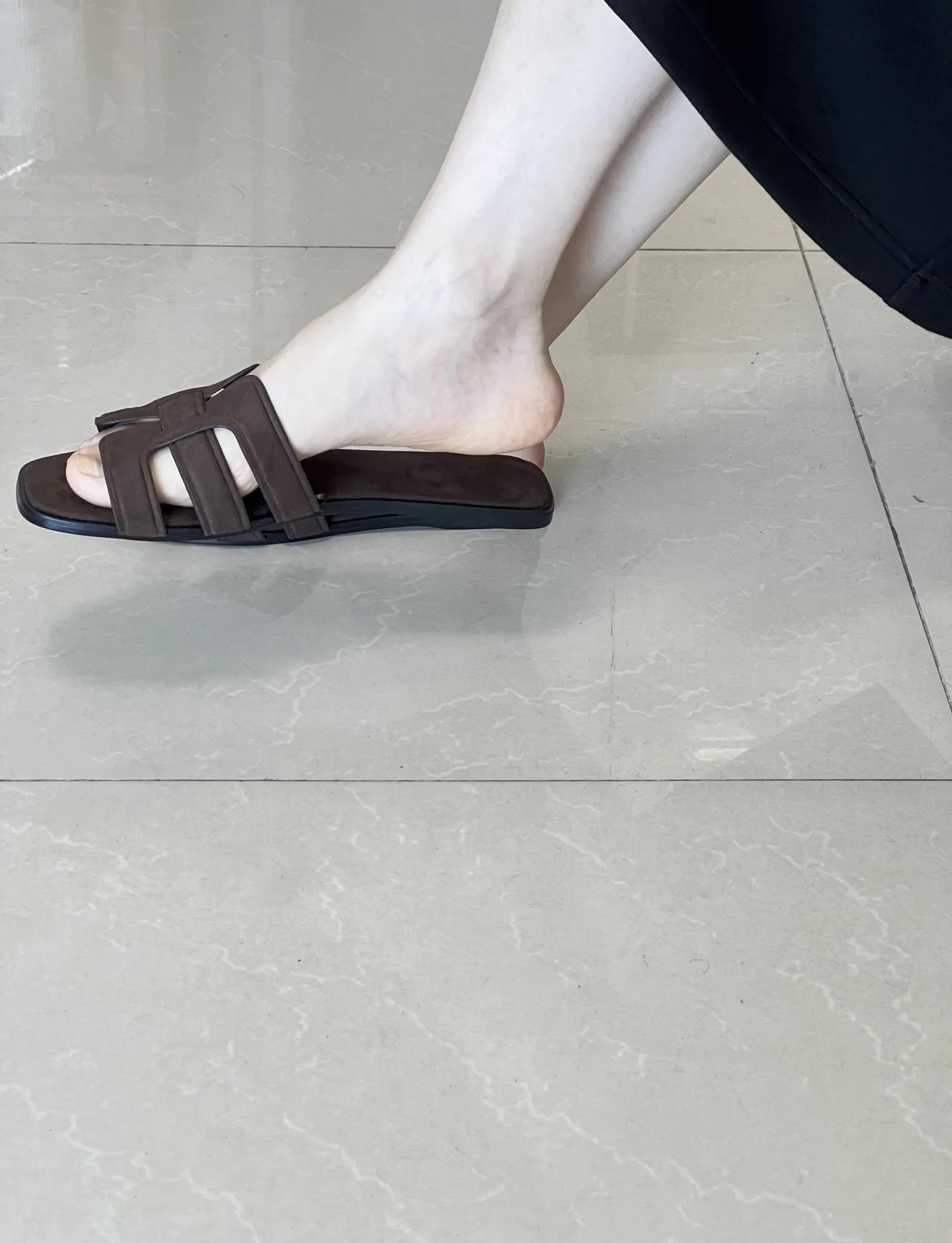 人靠衣装，脚靠鞋装？