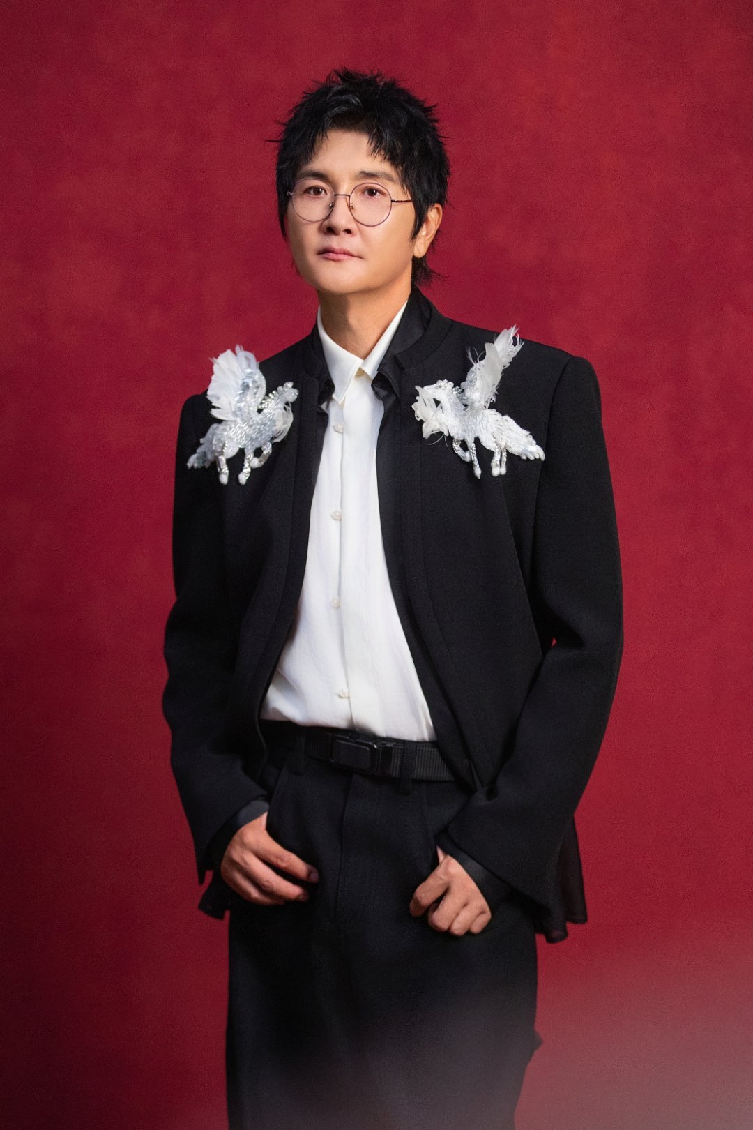 歌手直播孙楠开场孙楠大风歌荡气回肠 徐刚觉得孙楠的演唱充满了张力，那种翻腾奔涌的