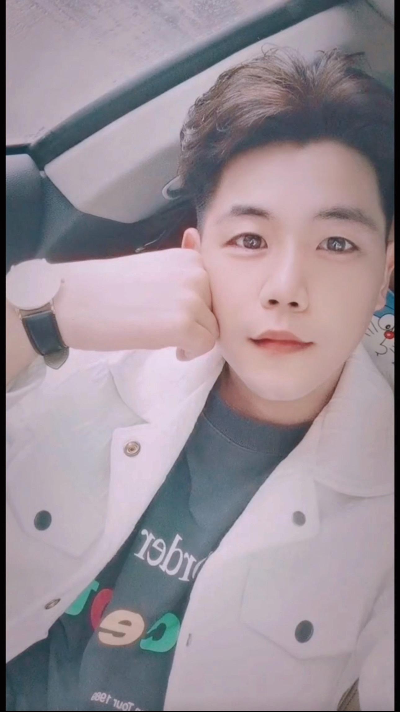 初次见面，多多关照。