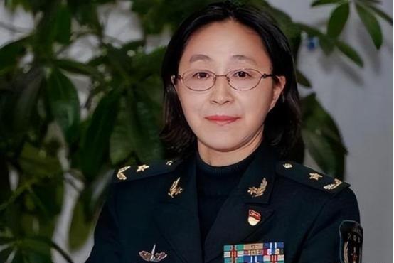 1987年，祝学军在研发东风—17时，发现导弹在飞行中，极易遭到外部干扰，所有人