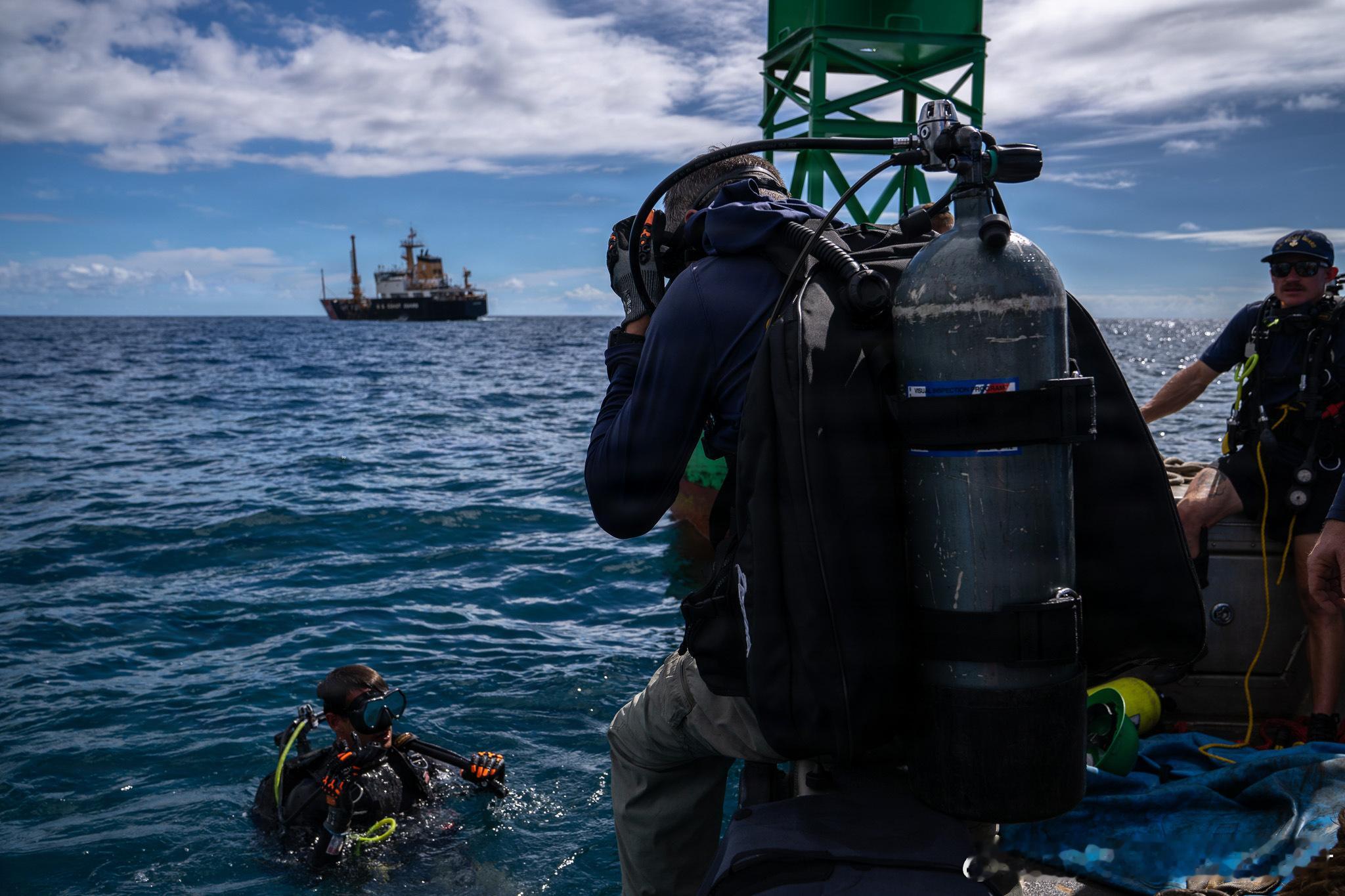 2025年12月9日，夏威夷海岸警卫队 